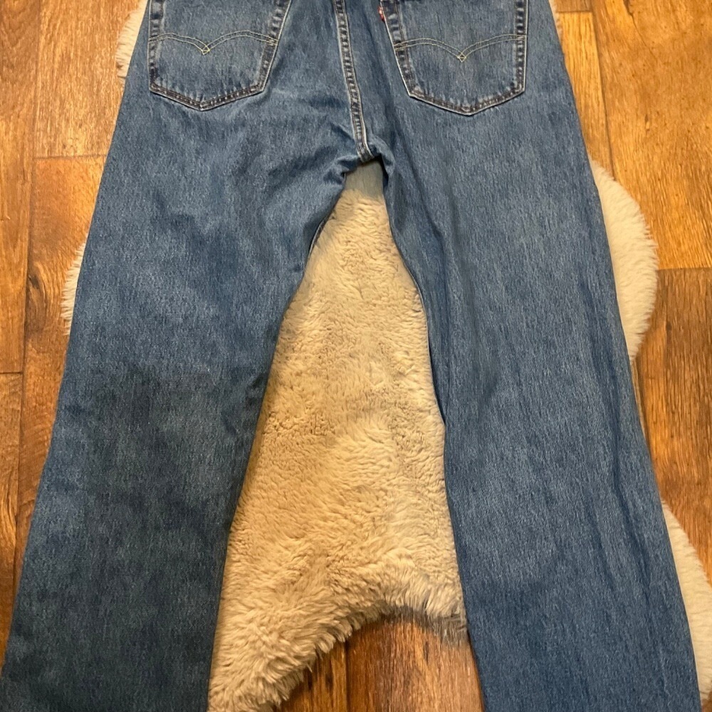 Levi's 505 Men's 34x30 Blue Denim Jeans‎ Medium Wash Measure 32x29 - Picture 10 of 11